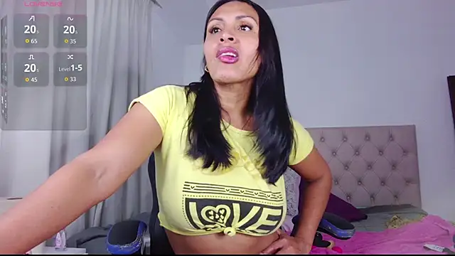 ms freyax online show from September 19, 2025, 4:03 am