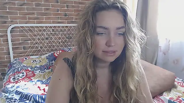 xxkristinaxx online show from February 26, 2025, 7:31 am