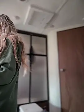  Rapunzel  online show from March 14, 2025, 7:34 pm