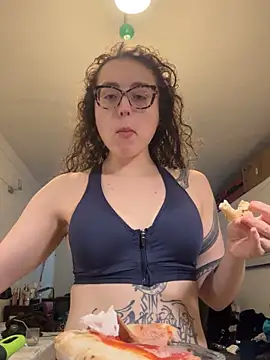 ladyturtle online show from March 25, 2026, 3:29 pm