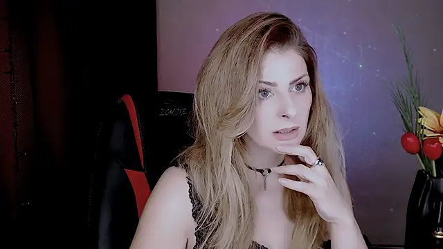 Eleonores online show from November 18, 2025, 5:12 am