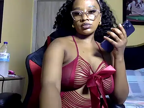 BOOTYBANGER24xx online show from May 4, 2026, 10:55 am