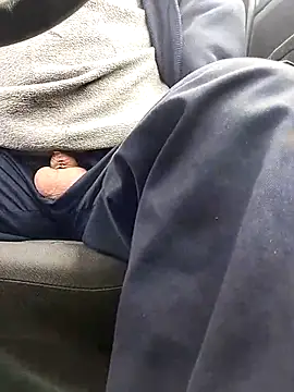 Snapshot of sarpe4 chatting on April 9, 2026, 8:42 am sarpe4 online show from April 9, 2026, 8:42 am