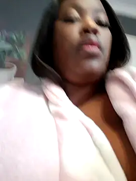 Snapshot of SWEETDOLLY29XX chatting on October 12, 2025, 3:11 pm SWEETDOLLY29XX online show from October 12, 2025, 3:11 pm