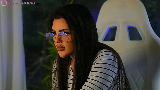 perfectt33n online show from January 3, 2025, 9:15 am