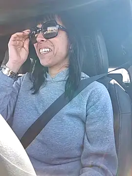 misscectito13 online show from April 1, 2026, 9:21 am