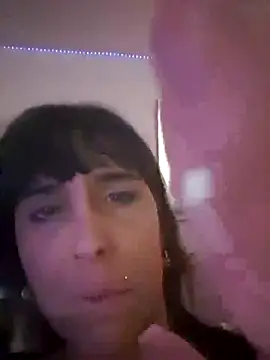 misscectito13 online show from June 8, 2026, 1:33 pm