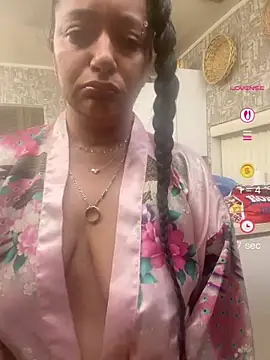 Snapshot of PichyPrettyPussy chatting on May 13, 2026, 3:20 pm PichyPrettyPussy online show from May 13, 2026, 3:20 pm