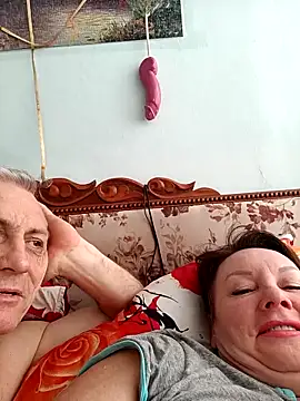  lady red  online show from March 11, 2025, 5:16 am