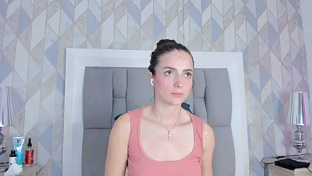 Princsgirl  online show from January 5, 2026, 6:44 pm