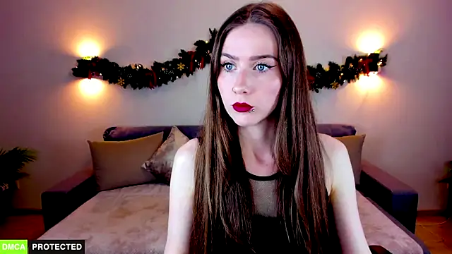 Snapshot of TheWoman__ chatting on December 22, 2025, 7:00 pm TheWoman online show from December 22, 2025, 7:00 pm