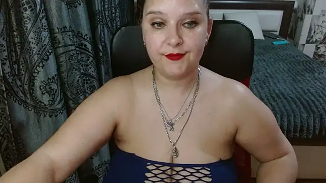 Boolochka online show from June 9, 2026, 7:25 pm