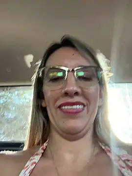 Snapshot of Gatitacarlita chatting on February 27, 2025, 8:53 pm Gatitacarlita online show from February 27, 2025, 8:53 pm