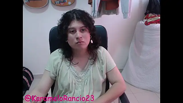 Smoke trip Alicia online show from February 20, 2025, 1:08 pm