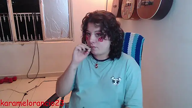 Smoke trip Alicia online show from September 17, 2025, 3:52 am