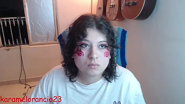 Smoke trip Alicia online show from September 18, 2025, 4:47 am