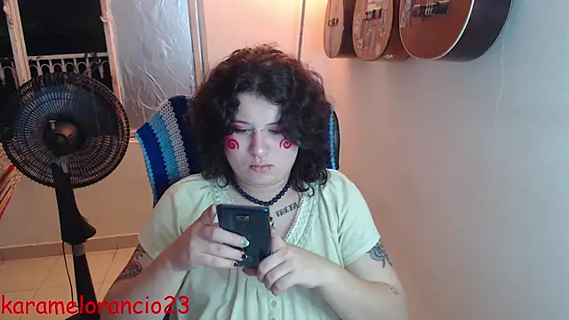 Smoke trip Alicia online show from September 28, 2025, 9:25 am