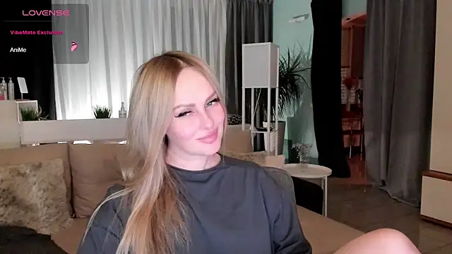 Libby Nora online show from December 14, 2024, 4:20 pm