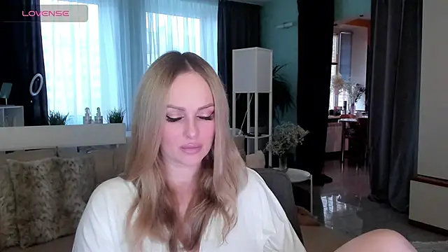 Libby Nora online show from January 29, 2025, 10:58 am