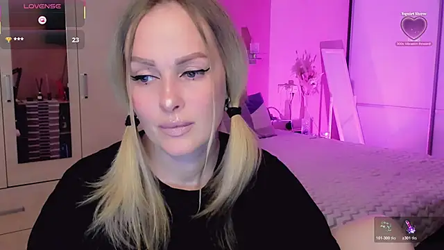 Snapshot of Libby_Nora chatting on May 15, 2026, 10:11 am Libby Nora online show from May 15, 2026, 10:11 am