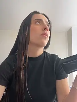 swrennn19 online show from January 16, 2025, 6:48 pm