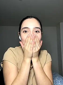 swrennn19 online show from September 12, 2025, 1:28 am