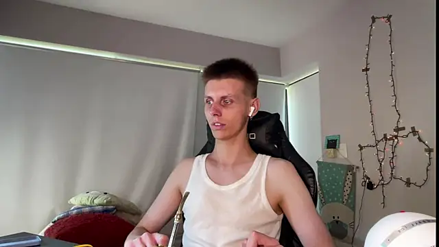 vladdymeow online show from December 29, 2024, 3:24 pm