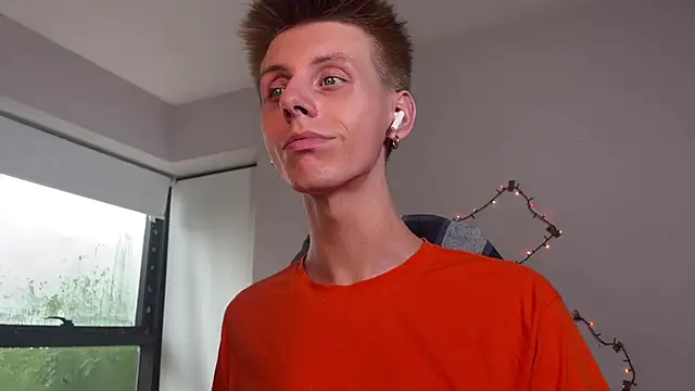 vladdymeow online show from February 5, 2025, 9:29 pm