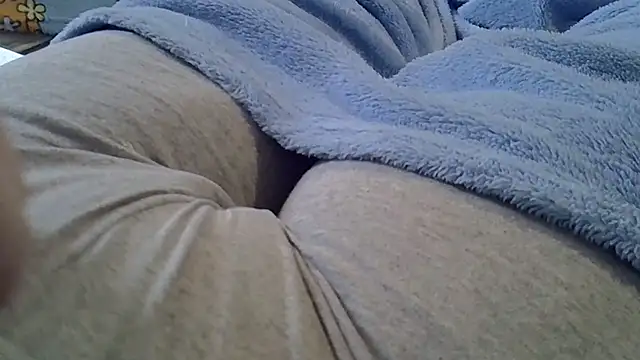 perescam online show from December 2, 2025, 2:56 pm