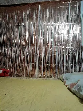 LUNAdeMARTE online show from November 14, 2025, 12:42 am