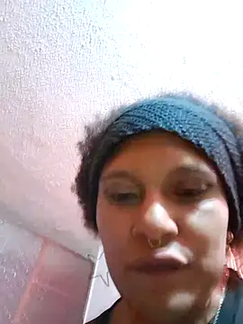 LUNAdeMARTE online show from February 24, 2026, 3:48 am