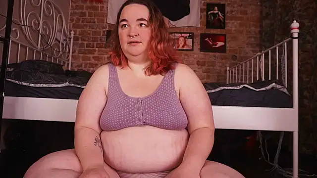 Evelively online show from November 13, 2025, 2:54 am