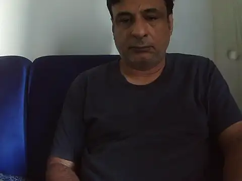 desipapaxxx online show from November 15, 2025, 3:37 am