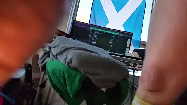 Snapshot of fisthole4dilfs chatting on March 11, 2025, 8:20 pm fisthole4dilfs online show from March 11, 2025, 8:20 pm