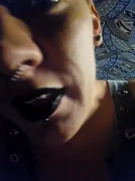 Snapshot of PinkTheHawk chatting on December 26, 2024, 9:11 am PinkTheHawk online show from December 26, 2024, 9:11 am