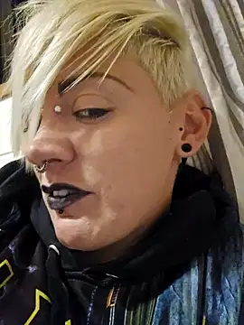 Snapshot of PinkTheHawk chatting on March 13, 2025, 8:59 am PinkTheHawk online show from March 13, 2025, 8:59 am