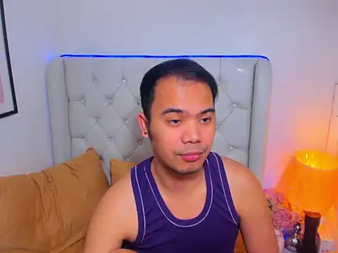 AsianZero online show from March 12, 2026, 9:10 pm