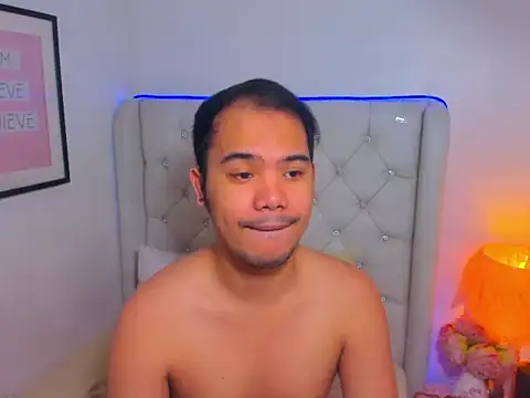 AsianZero online show from March 20, 2026, 4:23 pm