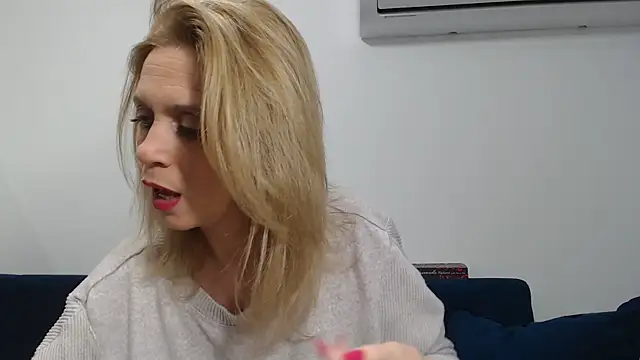 MysticCreature online show from March 16, 2026, 5:44 am