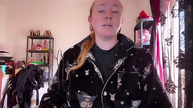 kisicaxx online show from February 20, 2026, 11:22 am