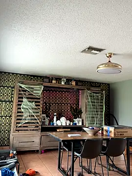 lovely beast online show from October 17, 2025, 4:20 pm