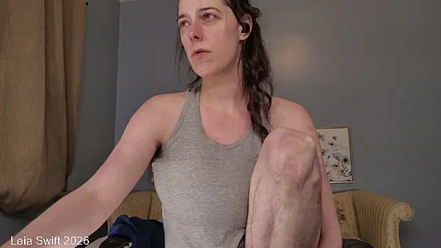 LeiaSwift online show from February 5, 2026, 10:25 pm