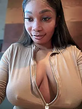 Snapshot of __Nessa__ chatting on February 21, 2025, 12:06 pm   Nessa   online show from February 21, 2025, 12:06 pm