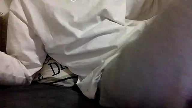 BADGUY2021 online show from January 12, 2026, 5:07 pm