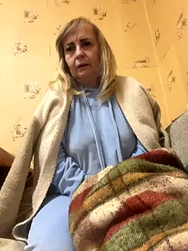 Irina2909xh online show from October 29, 2025, 12:24 am