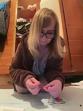 Irina2909xh online show from February 7, 2026, 10:35 pm