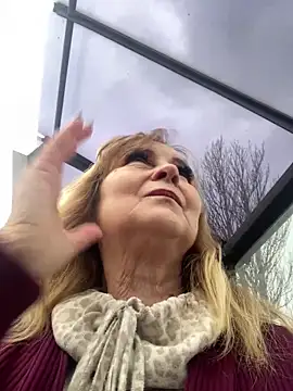 Irina2909xh online show from April 10, 2026, 11:26 am