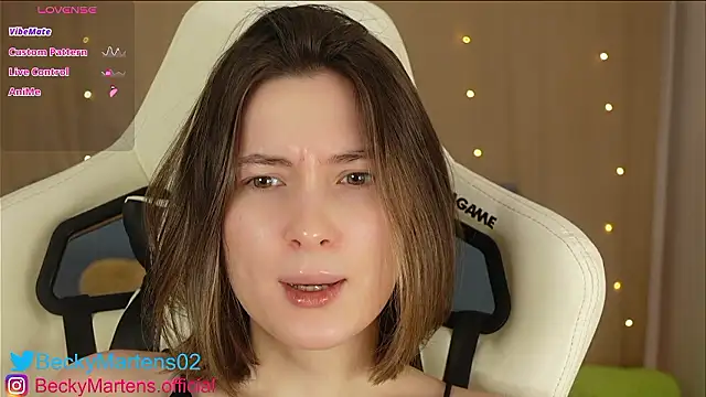 BeckyMartens online show from December 3, 2024, 1:30 am