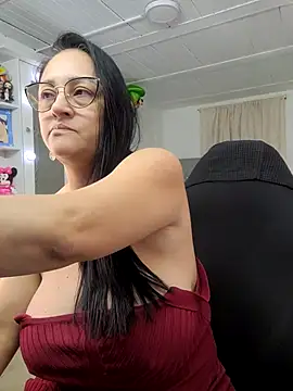 Snapshot of Ameliarizo chatting on October 13, 2025, 1:49 am Ameliarizo online show from October 13, 2025, 1:49 am