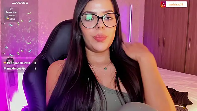 Snapshot of salome__11 chatting on March 11, 2025, 3:26 am salome  11 online show from March 11, 2025, 3:26 am